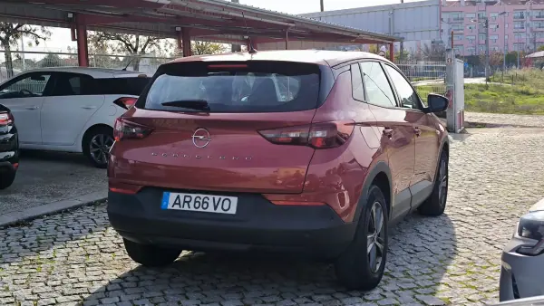 Opel Grandland 2022 - 22900 EUR, 49530 km - AUTO.MOTO.pt - 49530km - foto 7 de 10