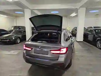 BMW 530e 2021 — foto 4 de 10