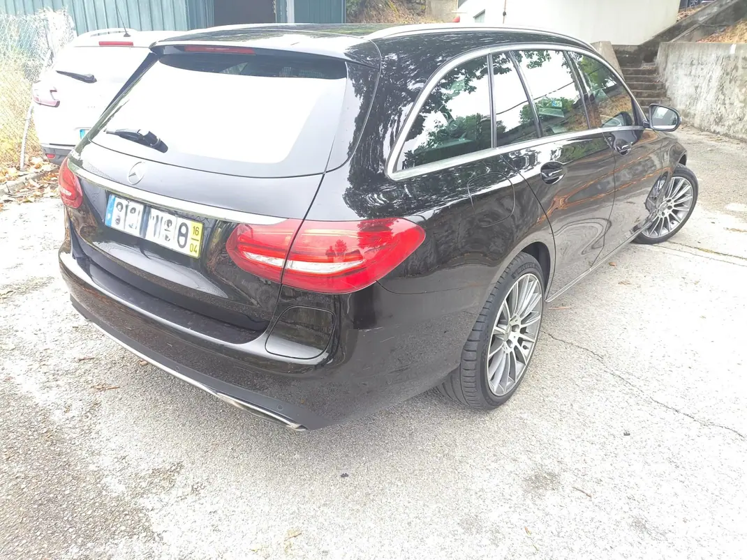Mercedes-Benz C 350 2016 - 18900 EUR, 140500 km - 140500km - foto 14 de 15