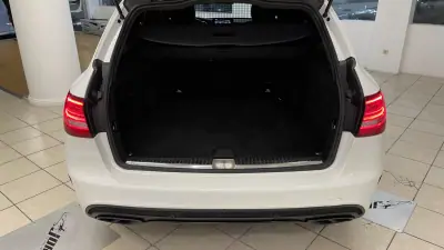 Mercedes-Benz C 43 AMG 2016 - 39990 EUR, 128967 km - AUTO.MOTO.pt - 128967km - foto 26 de 55