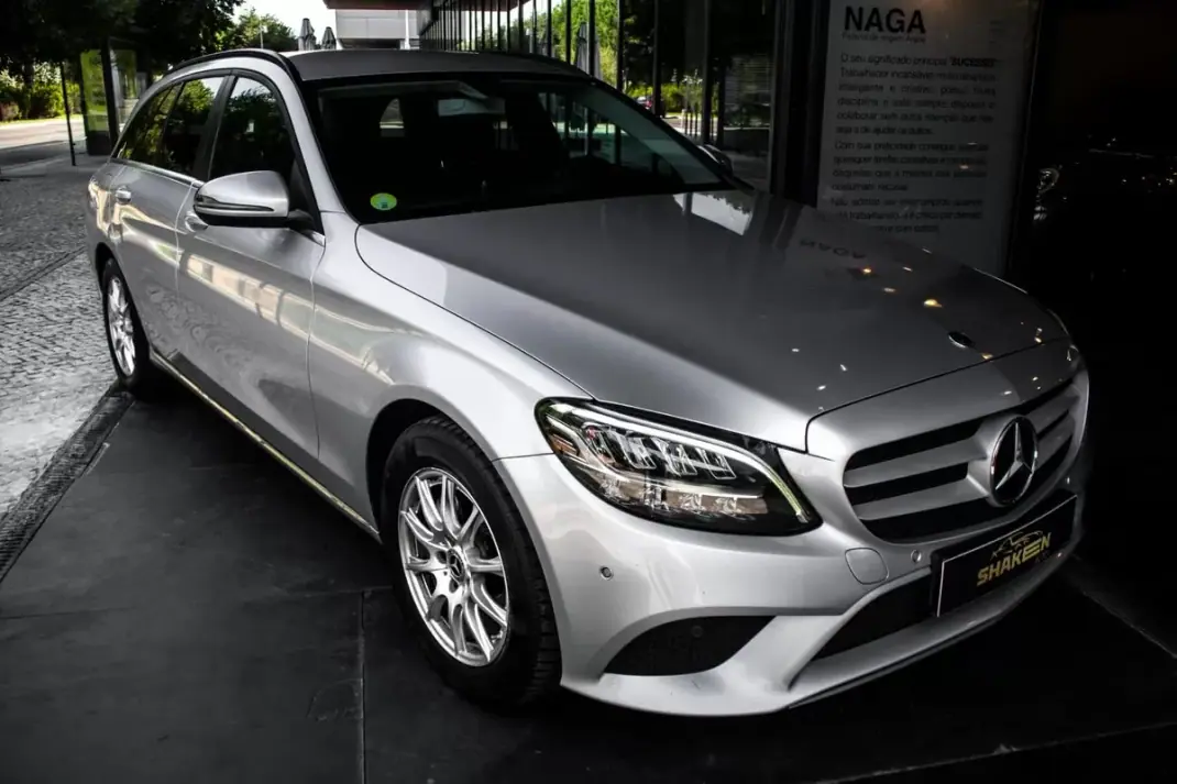 Mercedes-Benz C 180 2020 - 18890 EUR, 212147 km - AUTO.MOTO.pt - 212147km - foto 6 de 48