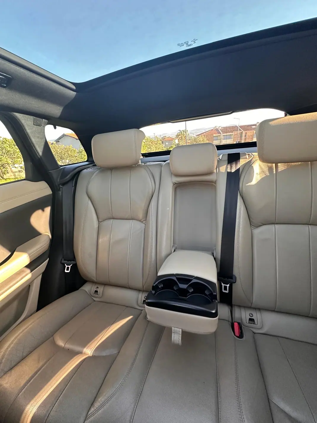 Land Rover Range Rover Evoque 2016 - 22500 EUR, 143300 km - AUTO.MOTO.pt - 143300km - foto 13 de 17