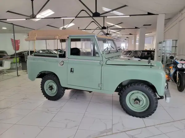 Land Rover Serie III 1973 - 35000 EUR, 87484 km - AUTO.MOTO.pt - 87484km - foto 4 de 47