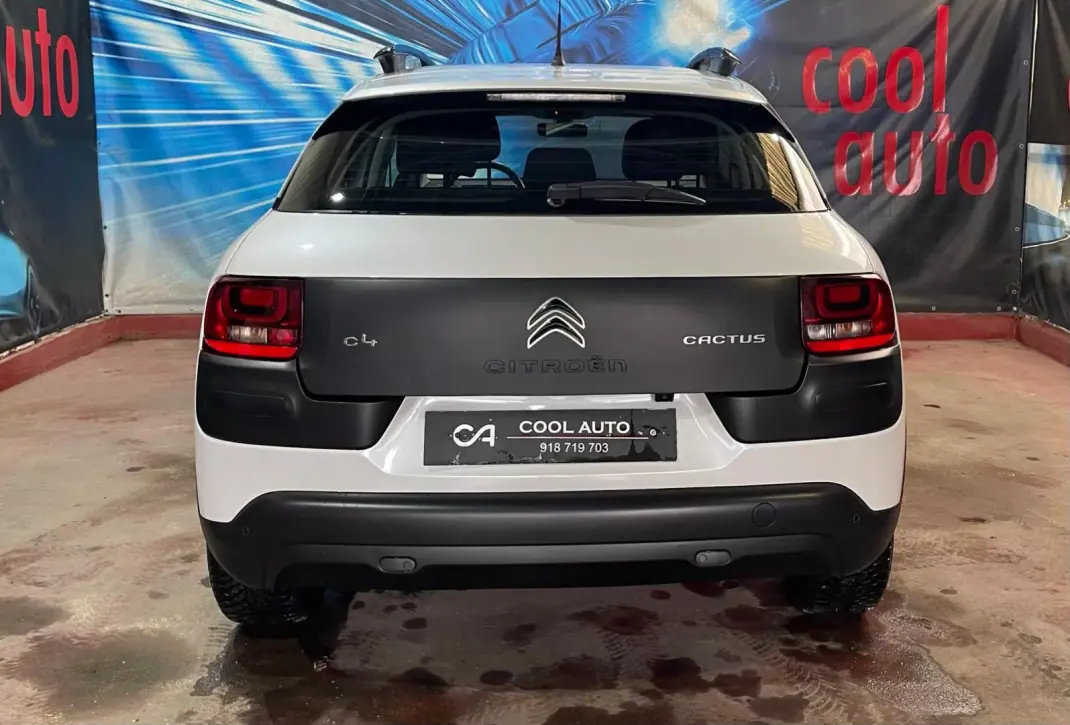 Citroën C4 Cactus 2017 - 10750 EUR, 58000 km - AUTO.MOTO.pt - 58000km - foto 5 de 37