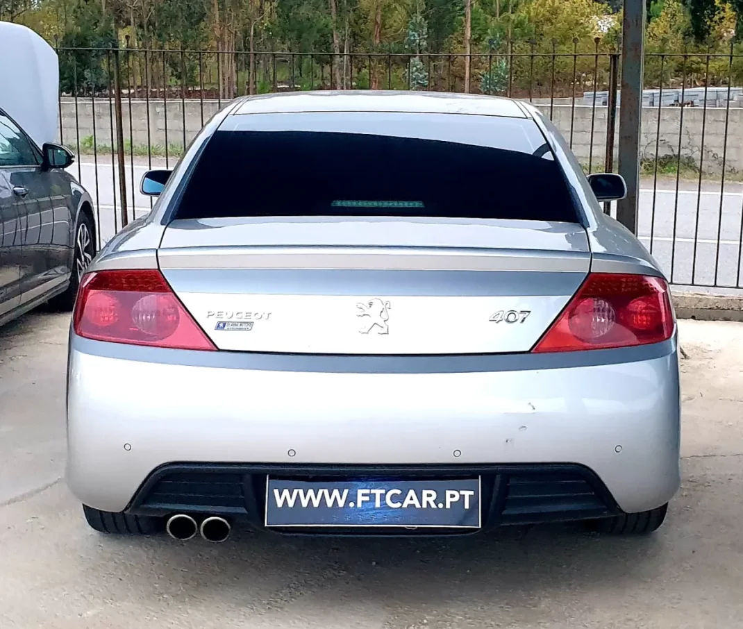 Peugeot 407 2009 - 9990 EUR, 203138 km - AUTO.MOTO.pt - 203138km - foto 7 de 23