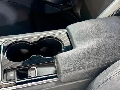 Jaguar XE 2017 - 16900 EUR, 230128 km - AUTO.MOTO.pt - 230128km - foto 28 de 28