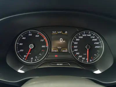 SEAT Leon 2016 - 12990 EUR, 117000 km - AUTO.MOTO.pt - 117000km - foto 17 de 26