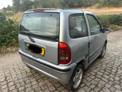 Microcar Virgo 2001 - 3250 EUR, 0 km - AUTO.MOTO.pt - foto 5 de 9