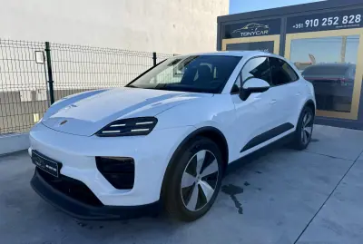 Porsche Macan 2025 - 79900 EUR, 19000 km - 19000km - foto 1 de 18