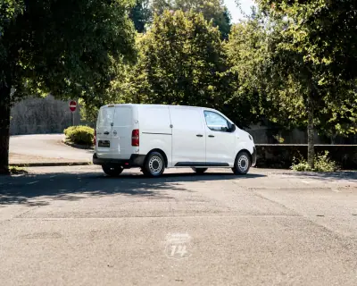 Opel Vivaro 2021 — photo 5 of 46