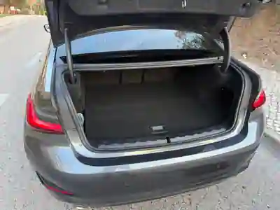 BMW 320 2021 — foto 6 de 8