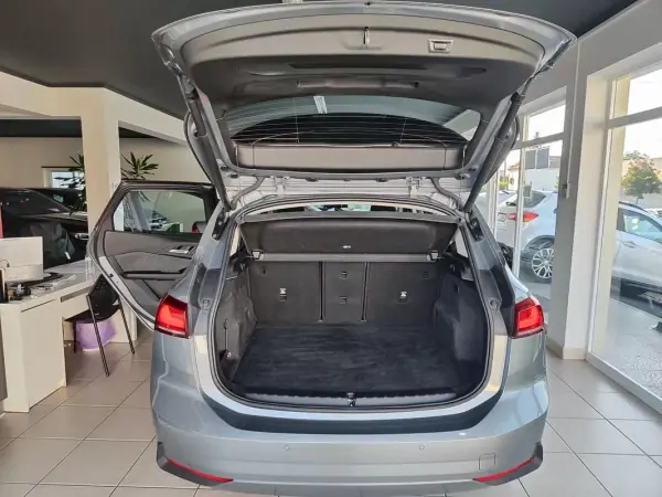 BMW 225xe Active Tourer 2024 - 29950 EUR, 64650 km - AUTO.MOTO.pt - 64650km - foto 15 de 33