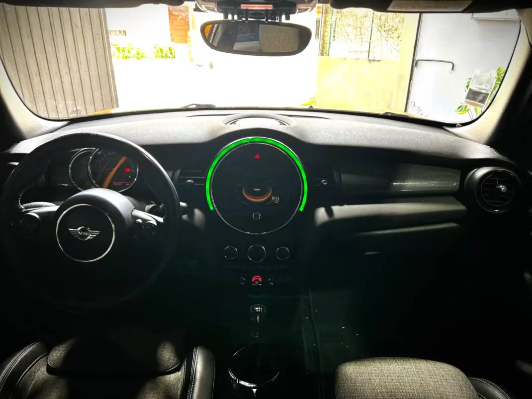 MINI 1000 2016 - 13500 EUR, 200000 km - AUTO.MOTO.pt - 200000km - foto 8 de 26