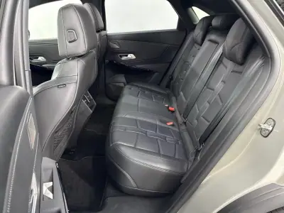 DS DS7 Crossback 2025 - 36900 EUR, 37610 km - AUTO.MOTO.pt - 37610km - foto 13 de 17