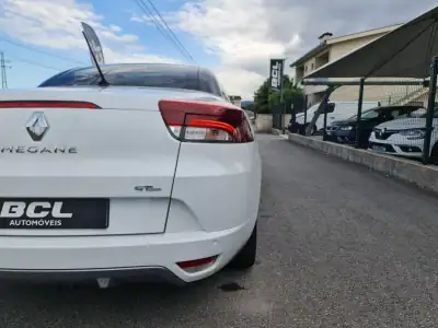 Renault Mégane Cabrio 2015 - 14990 EUR, 195000 km - AUTO.MOTO.pt - 195000km - foto 7 de 43