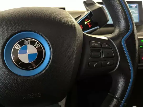 BMW i3 2016 - 13950 EUR, 124000 km - AUTO.MOTO.pt - 124000km - foto 25 de 40
