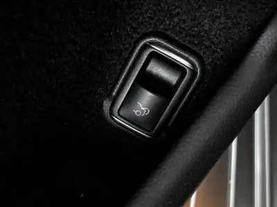 Mercedes-Benz CLS 350 2013 - 26950 EUR, 199000 km - AUTO.MOTO.pt - 199000km - foto 59 de 100