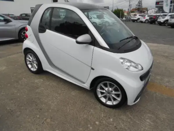 Smart ForTwo Coupé 2013 - 8500 EUR, 102123 km - 102123km - foto 2 de 10