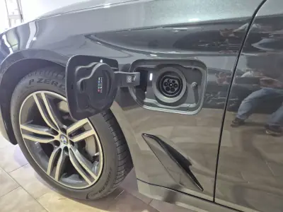 BMW 530e 2021 - 29900 EUR, 130000 km - AUTO.MOTO.pt - 130000km - foto 34 de 34