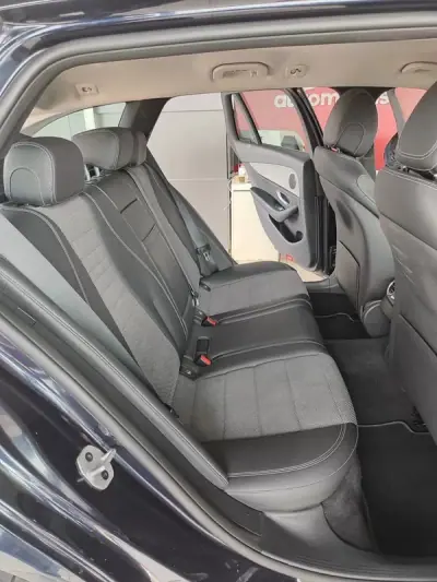 Mercedes-Benz E 300 2022 - 34350 EUR, 110000 km - AUTO.MOTO.pt - 110000km - foto 19 de 37