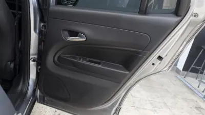 Jeep Avenger 2024 - 20850 EUR, 39000 km - AUTO.MOTO.pt - 39000km - foto 11 de 41