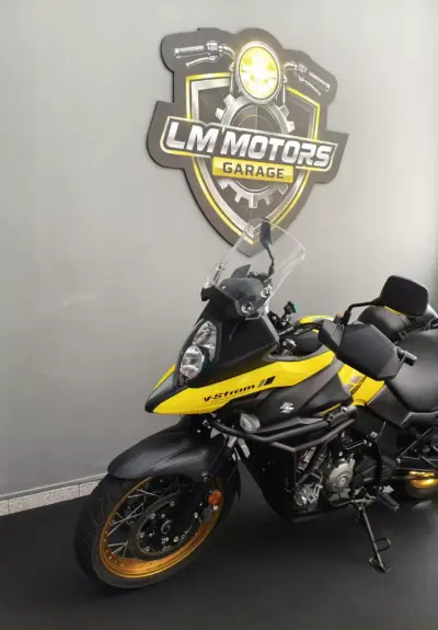 Suzuki V-Strom 1000 2020 - 6750 EUR, 18000 km - AUTO.MOTO.pt - 18000km - foto 12 de 18