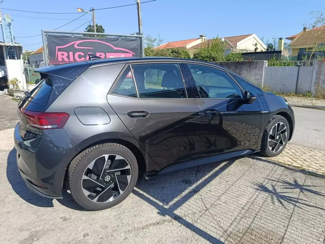 Volkswagen ID.3 2021 - 20900 EUR, 50690 km - AUTO.MOTO.pt - 50690km - foto 13 de 24