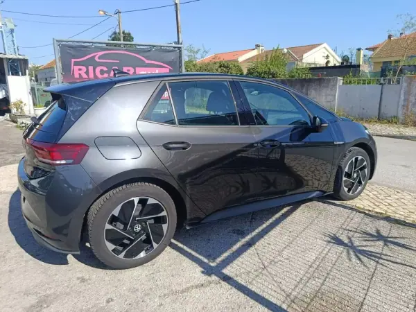 Volkswagen ID.3 2021 - 20900 EUR, 50690 km - AUTO.MOTO.pt - 50690km - foto 13 de 24