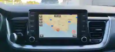 Kia Stonic 2019 — foto 4 de 10