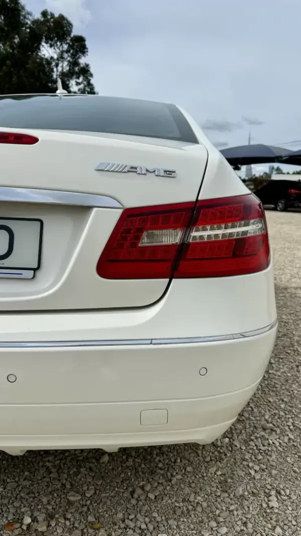 Mercedes-Benz E 250 2010 - 17000 EUR, 0 km - AUTO.MOTO.pt - foto 10 de 56