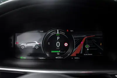 Jaguar I-Pace 2018 - 22990 EUR, 116299 km - AUTO.MOTO.pt - 116299km - foto 30 de 43