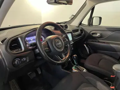 Jeep Renegade 2019 - 15950 EUR, 142000 km - AUTO.MOTO.pt - 142000km - foto 11 de 24