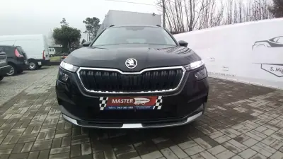 Skoda Kamiq 2022 - 17650 EUR, 59821 km - AUTO.MOTO.pt - 59821km - foto 9 de 38