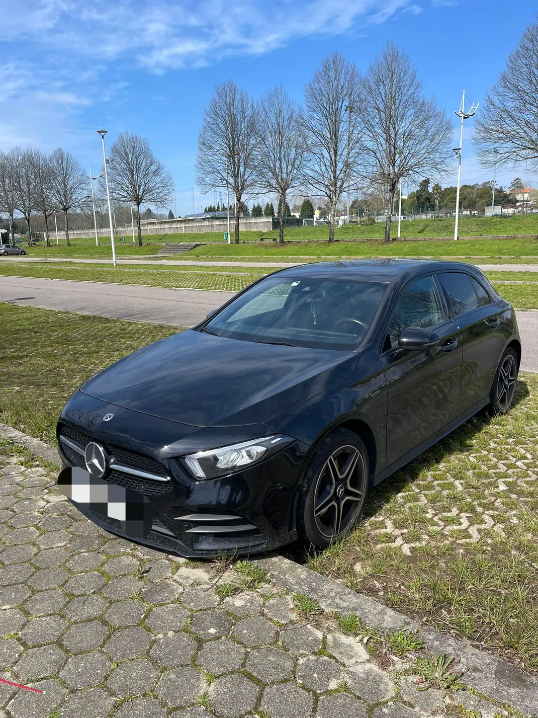 Mercedes-Benz A 250 2021 - 27900 EUR, 56000 km - AUTO.MOTO.pt - 56000km - foto 2 de 5