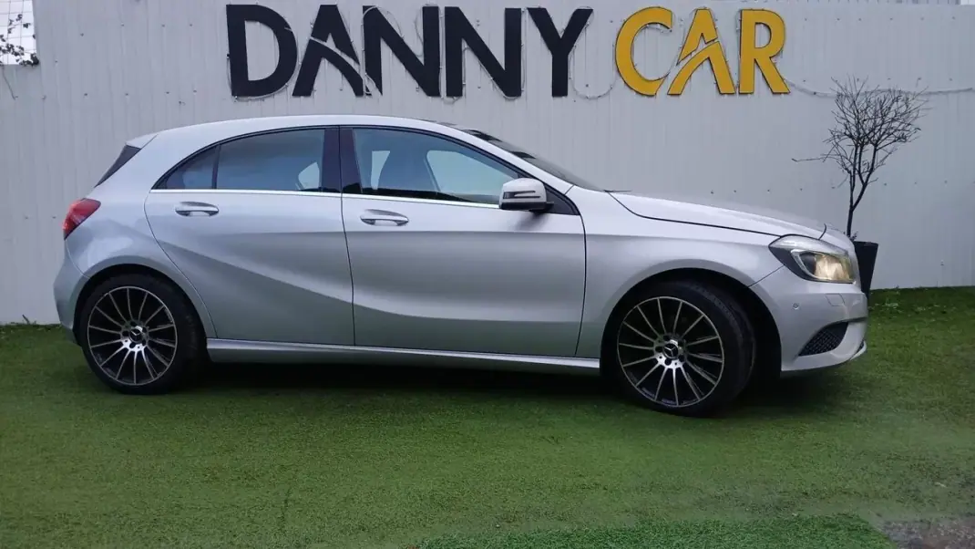 Mercedes-Benz A 200 2014 - 15990 EUR, 206000 km - AUTO.MOTO.pt - 206000km - foto 5 de 16