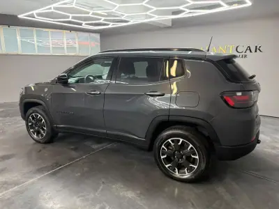 Jeep Compass 2022 - 21900 EUR, 116655 km - AUTO.MOTO.pt - 116655km - foto 7 de 35