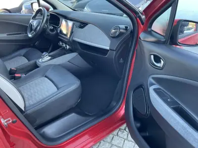Renault Zoe 2020 - 15250 EUR, 74811 km - AUTO.MOTO.pt - 74811km - foto 15 de 38