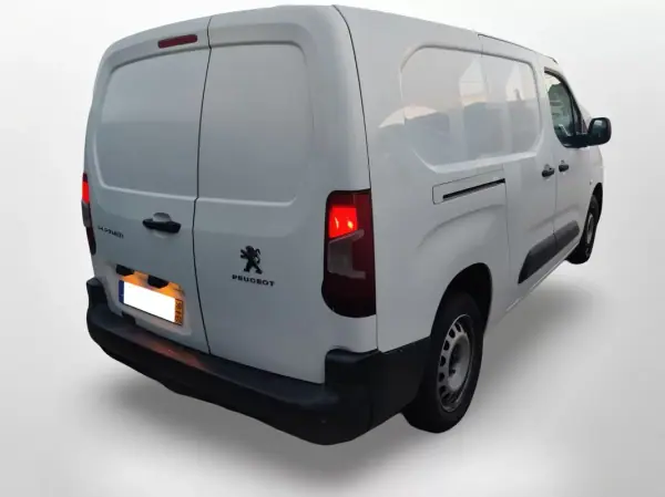 Peugeot Partner 1.5 BlueHDI Premium Standard 3L 2020 - 9999 EUR, 132656 km - AUTO.MOTO.pt - 132656km - foto 3 de 6