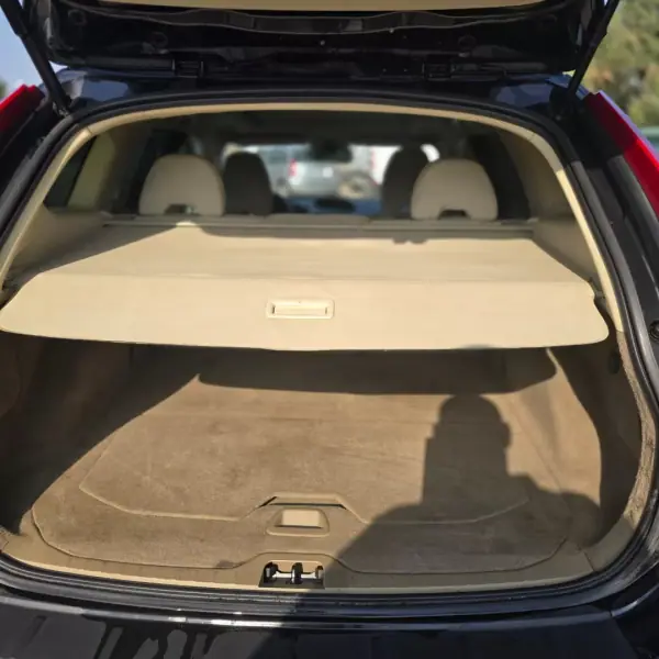 Volvo XC 60 2010 - 9850 EUR, 339235 km - 339235km - foto 4 de 17