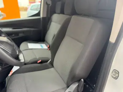 Peugeot PARTNER 1.6 BlueHDi L1 Pro 2019 - 11500 EUR, 172861 km - AUTO.MOTO.pt - 172861km - foto 8 de 11