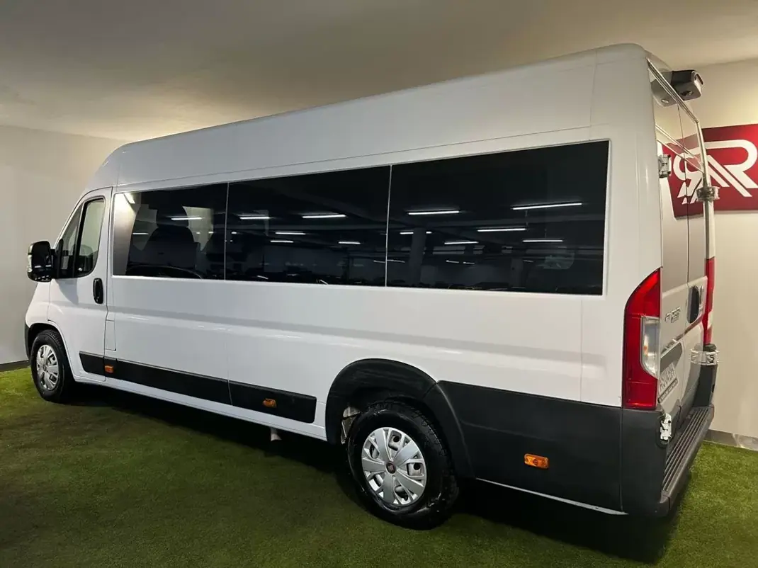 Fiat Ducato 2022 - 29500 EUR, 120000 km - AUTO.MOTO.pt - 120000km - foto 11 de 26