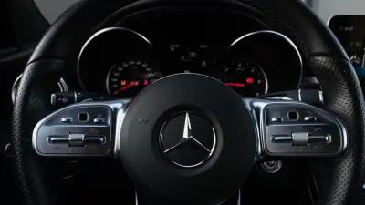 Mercedes-Benz C 220 2020 - 29000 EUR, 169000 km - AUTO.MOTO.pt - 169000km - foto 31 de 42