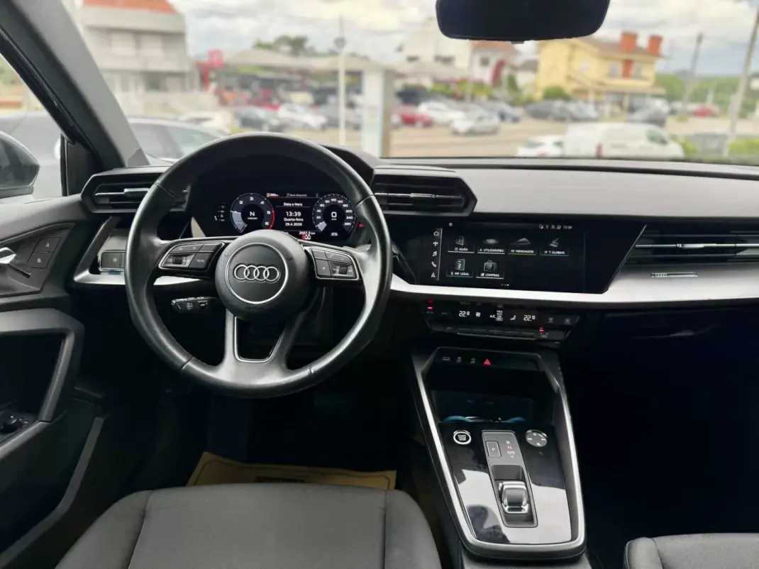Audi A3 Limousine 2023 - 27950 EUR, 52000 km - AUTO.MOTO.pt - 52000km - foto 15 de 26