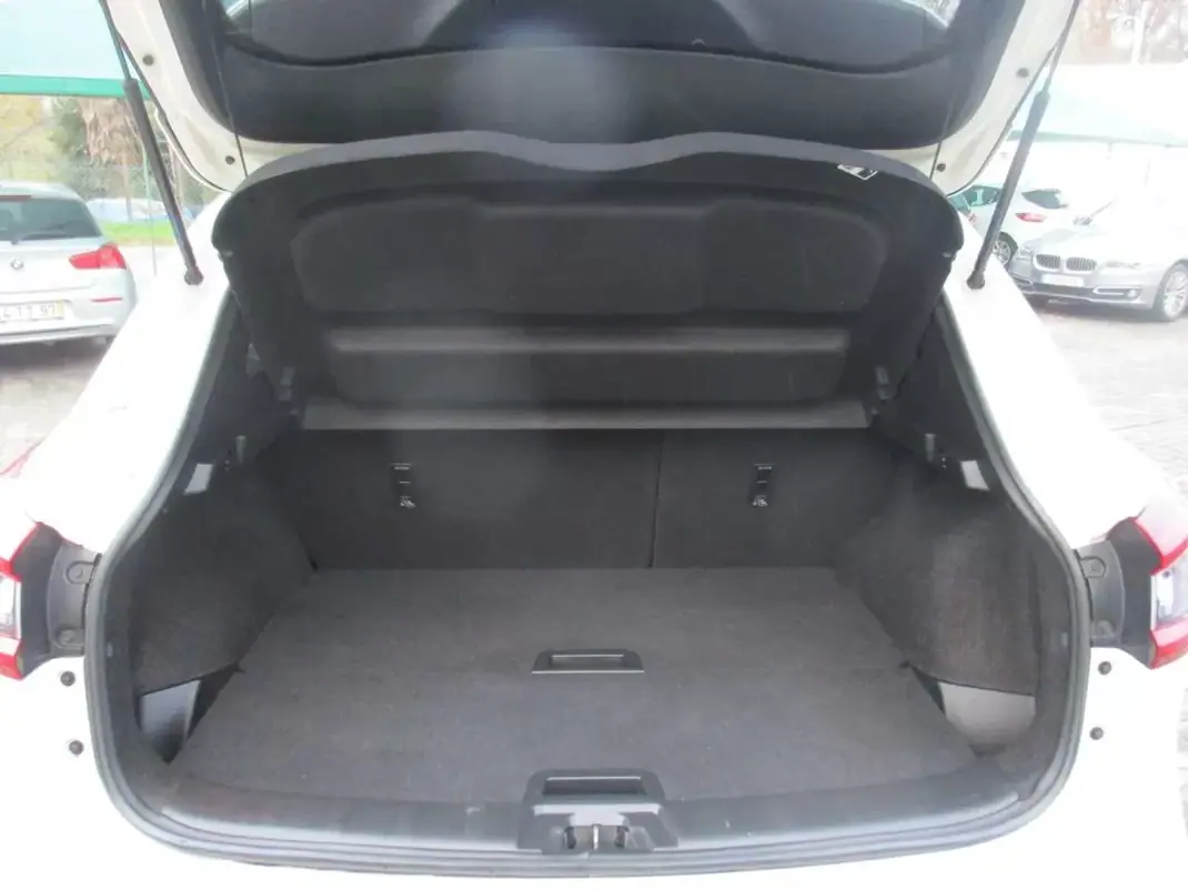 Nissan Qashqai 2018 - 15990 EUR, 170000 km - 170000km - foto 26 de 26