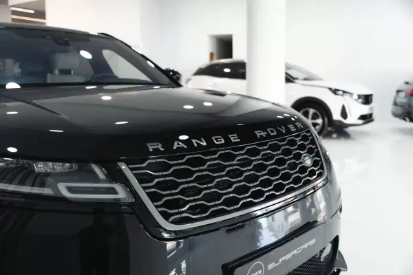 Land Rover Velar 3.0 D R-Dynamic HSE 2018 Diesel — 126 000 km · Ilha de Porto Santo Land Rover Velar 3.0 D R-Dynamic HSE 2018 Diesel