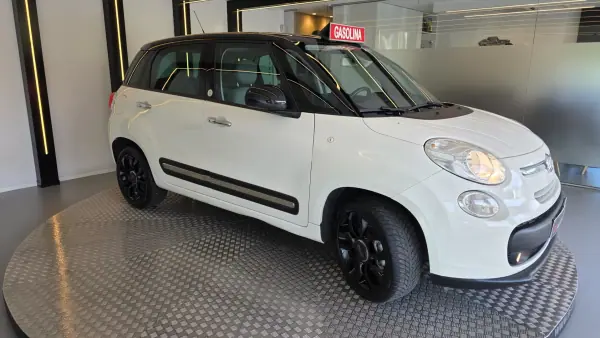 Fiat 500L 2013 - 7900 EUR, 153161 km - AUTO.MOTO.pt - 153161km - foto 20 de 55