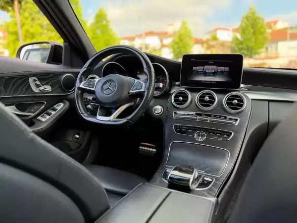 Mercedes-Benz C 250 2015 - 26990 EUR, 114830 km - AUTO.MOTO.pt - 114830km - foto 5 de 16