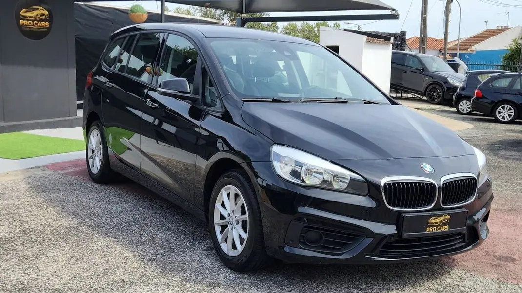 BMW 218 Gran Tourer 2016 - 13990 EUR, 216000 km - 216000km - foto 3 de 15