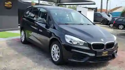 BMW 218 Gran Tourer 2016 - 13990 EUR, 216000 km - 216000km - foto 3 de 15