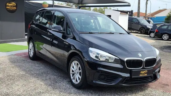 BMW 218 Gran Tourer 2016 - 13990 EUR, 216000 km - 216000km - foto 3 de 15